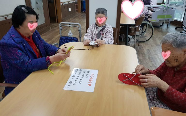 소근육활동